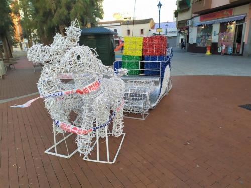 La Policía Local identifica al autor de la rotura de los renos navideños