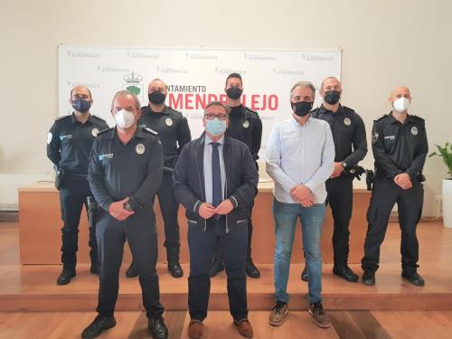 Tres nuevos agentes se incorporan a la plantilla de la Policía Local