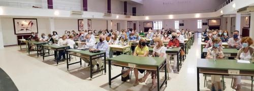 El alcalde asiste a la apertura del Curso de la Universidad de Mayores