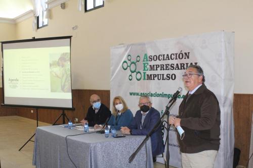 El alcalde y la concejala de Comercio asisiten a las jornadas de puertas abiertas de la Asociación Empresarial Impulso