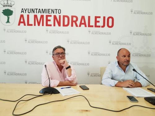 El alcalde presenta el nuevo plan de asfaltado para la travesía de la N-630 y más de medio centenar de calles