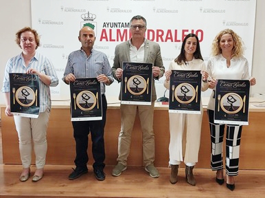 El Ayuntamiento colabora con la cena empresarial a beneficio de la asociación de familiares de enfermos de Alzheimer