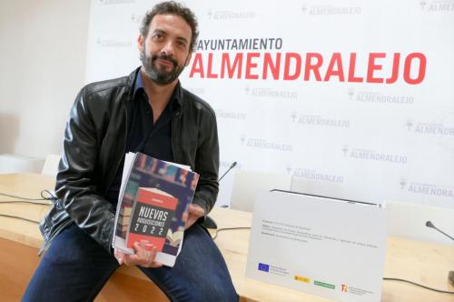 La Biblioteca municipal adquiere 183 libros con títulos para público infantil y adulto