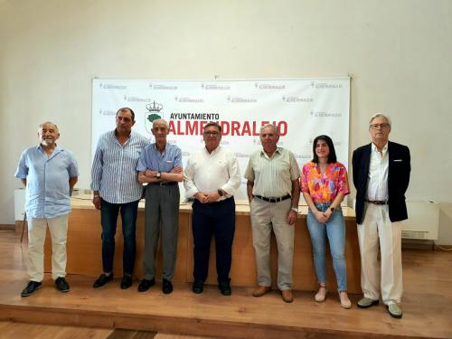 El alcalde presenta a los homenajeados del Acto Central de las Fiestas de la Piedad y Feria de la Vendimia